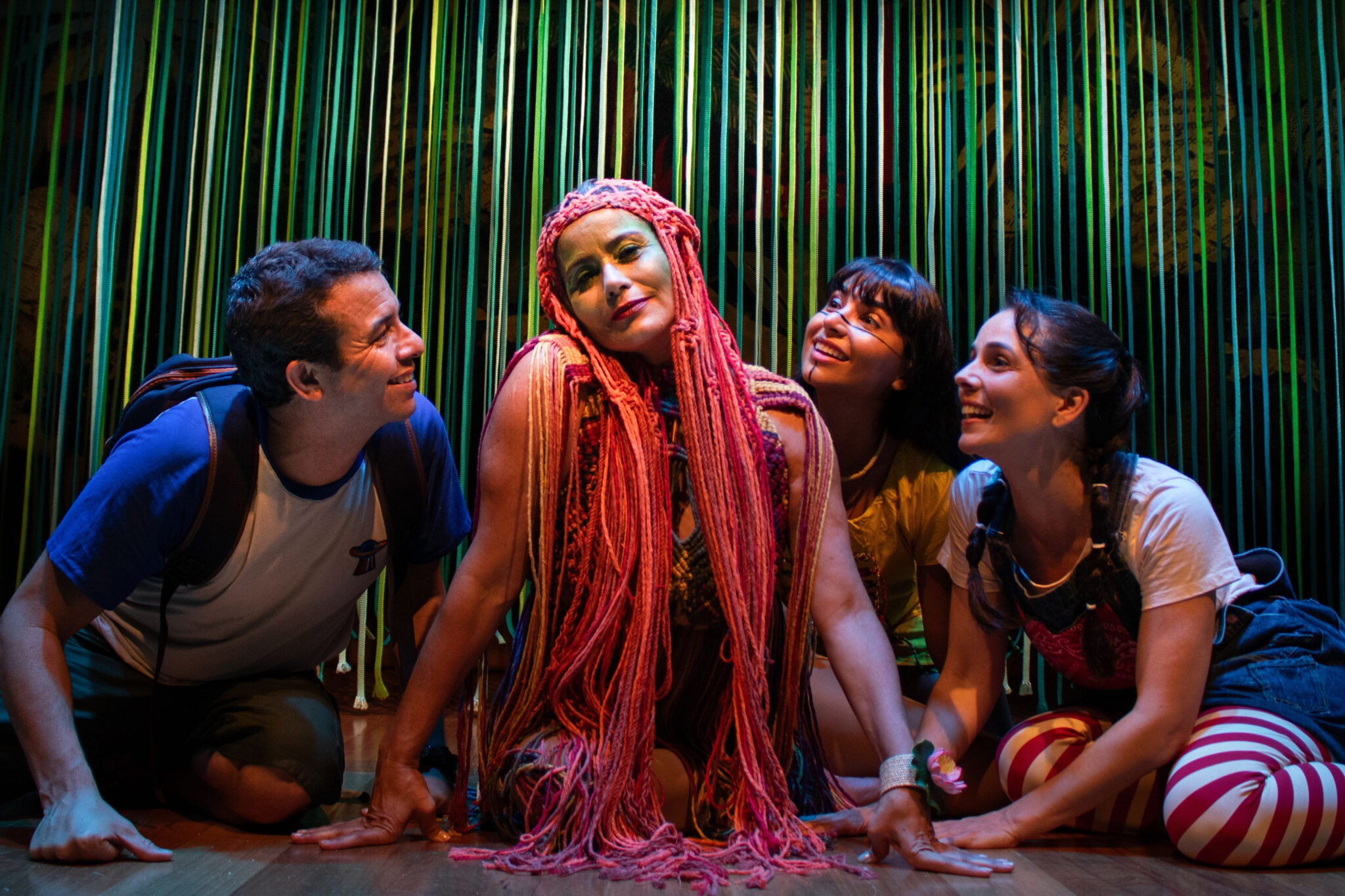Espetáculo Diário de Pilar na Amazônia estreia no Teatro Vivo dia 23 de março